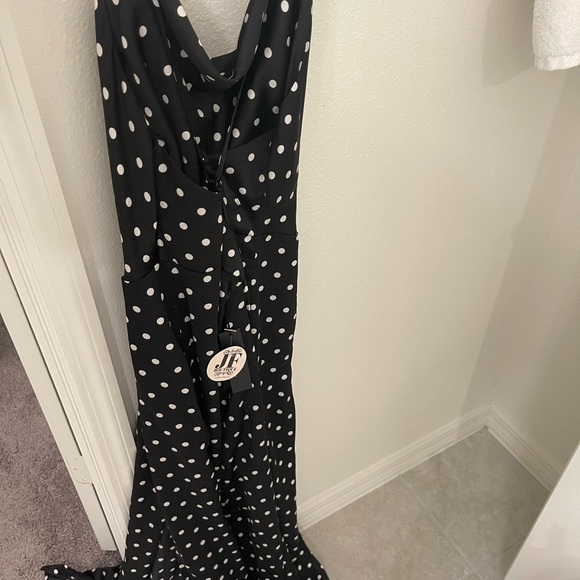 Romper - Picture 3 of 4